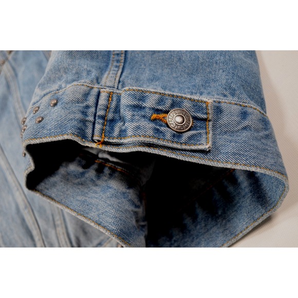 FREE PEOPLE Studded Original Denim Jean Distressed B/F Trucker Jacket Womens S‎ - Picture 8 of 16